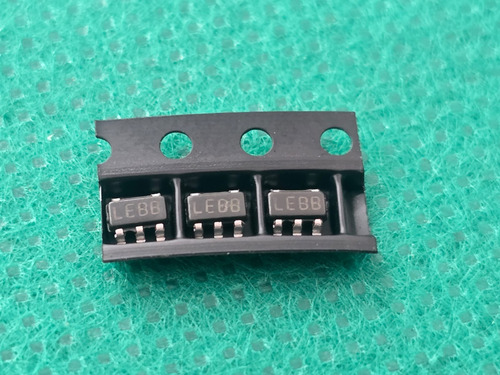 40x Circuito Integrado Lp3984imf-1,8 = Lebb Smd Sot23-5