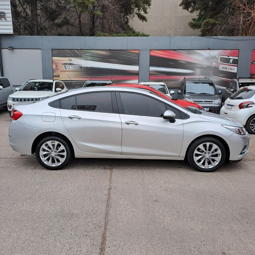 Imagen 5 de 16 de Chevrolet Cruze 1.4 4p Lt Mt 2017