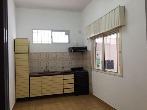 Imagen 6 de 7 de Ph En Venta - La Plata