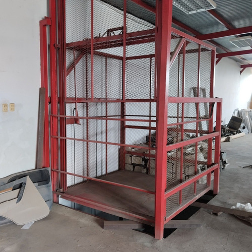 Edificio O Local Comercial En El Sector Amparo
