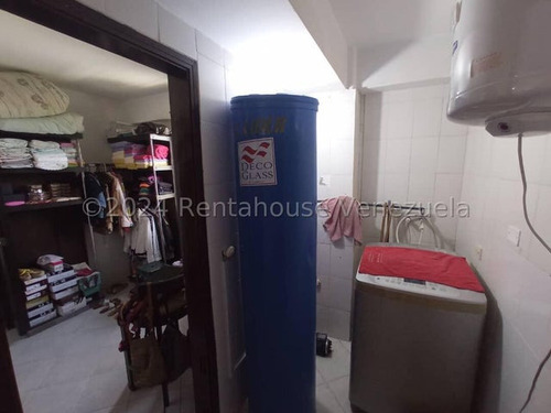Maribel Morillo Asesor Inmobiliario De Rentahouse Vende Apartamento Tipo Estudio; De 77m2; Ubicado En Montereal; Este De Barquisimeto Lara
