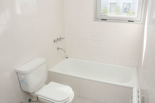 Imagen 14 de 22 de Casa En Venta En Lomas City Bell 3 Dormitorios