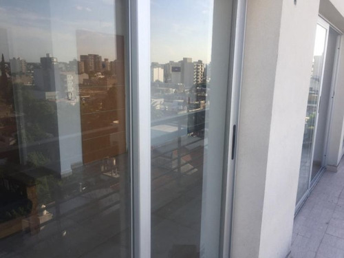 Imagen 4 de 13 de Departamento En Venta En Caseros