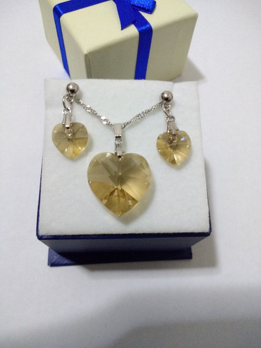 Imagem 2 de 2 de Conjunto Cristal Swarovski Golden Shadow 1,8cm