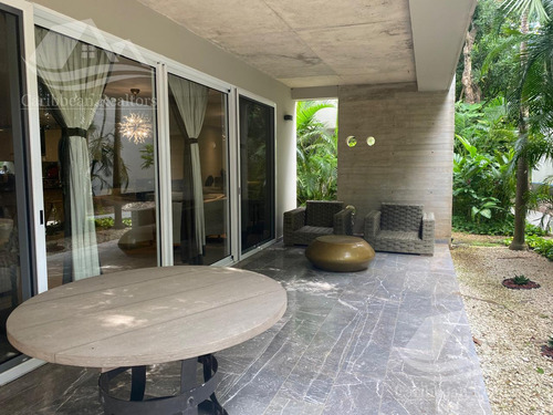 Departamento En Venta En Vaivén Del Mar, Playacar Fase 2