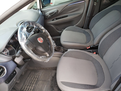 Fiat Punto 2013 1.4 Attractive Flex 5p