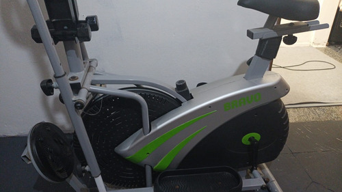 Imagen 2 de 5 de Elíptica Bravo 4 En 1 Bicicleta Ergométrica Pesas