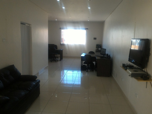 Imagem 5 de 30 de Sobrado / Casa Grande Penha 4 Dormitorios + Escritório / Salão - Penha - Zona Leste - Tiquatira