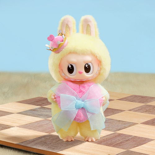 Labubu Let's Checkmate The Monsters Reina Pop Mart