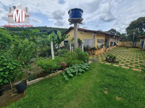Imagem 2 de 21 de Ótima Chácara Com 03 Dormitórios, Lago, Nascente, Pomar, Bem Localizada, À Venda, 4000 M² Por R$ 540.000 - Rural - Socorro/sp - Ch0869