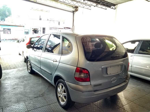 Imagem 3 de 9 de Renault Scenic 2005 1.6 16v Privilège Aut. 5p