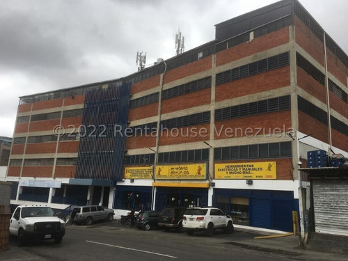 Imagen 1 de 12 de Local Comercial (con Fondo De Comercio) - Urb. Lebrún / Mls #22-18078 (id)