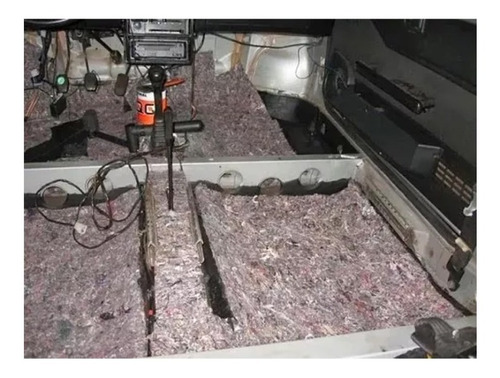 Imagen 6 de 9 de Aislante Termico Fieltro Antiriuido Camioneta Auto 4x4