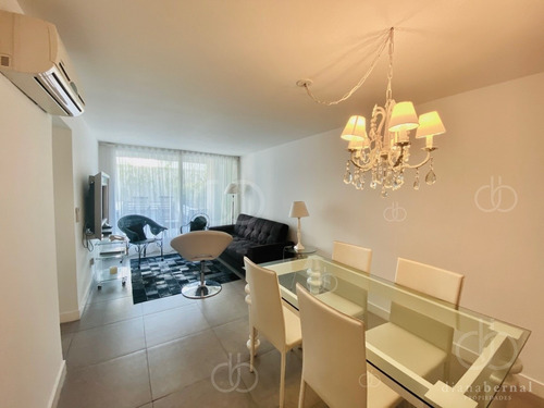 Imagen 5 de 19 de Punta Del Este, 2 Dormitorios Con Amplia Terraza Y Servicios.- Ref: 54484