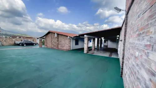Em Casa En Venta En Tucapé