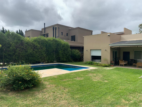 Venta Casa El Recodo Lote Central