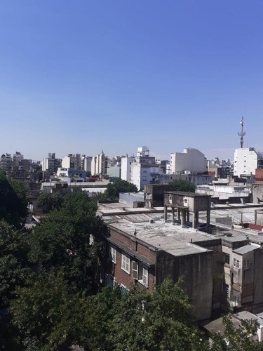 Imagen 14 de 26 de 2 Amb. Congreso, Av. Independencia Esq Rincòn. Frente Balcòn