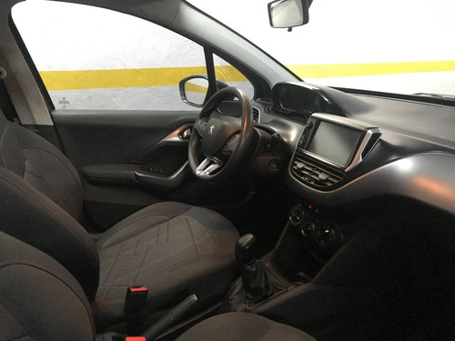 Peugeot 208 Allure 1.6n Touchscreen