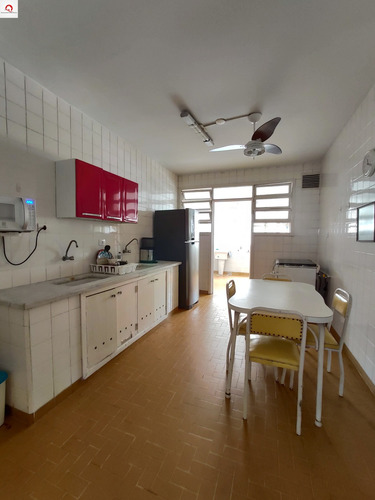 Imagem 18 de 23 de Guarujá-praia Das Pitangueiras - Frente Total Para O Mar - 4 Dormitórios - 02 Vagas - Ap3053 - 34709696