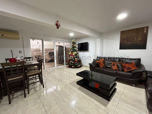 Casa En Venta En La Mora Cabudare, Lara Mc // Cod 2 4 1 4 8 6 8