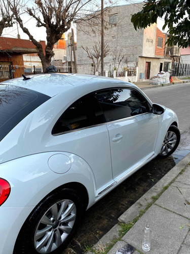 Volkswagen Beetle 1.4 Turbo Desing