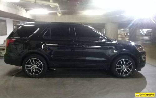 Ford Explorer Sport