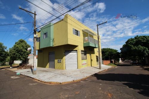 Vende Salão Comercial Com Amplo Apartamento De Sobre Loja - 1650