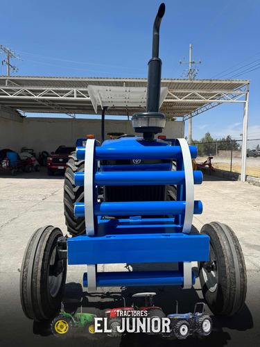 Tractor Agrícola New Holland 5610 4x2