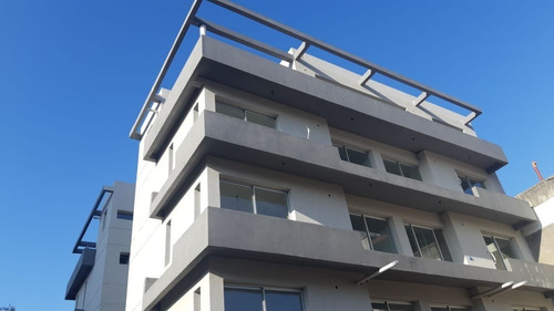 Imagen 4 de 12 de Venta Monte Grande 4 Locales A Estrenar. Planta Baja Sobre Calle De Gran Circulación.