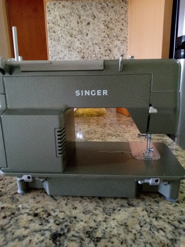 Maquina De Coser Singer