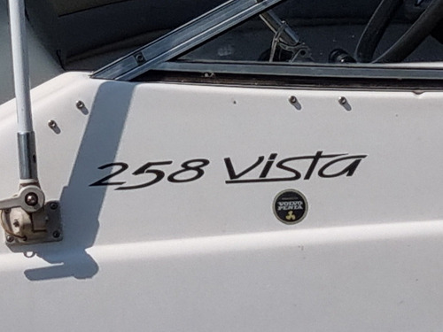 Imagen 3 de 24 de Fourwinns 258 Diesel