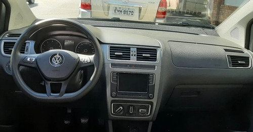 Imagem 5 de 10 de Volkswagen Fox 1.6