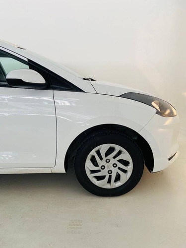 Imagem 4 de 10 de Hyundai Hb20 1.0 12v Flex Sense Manual