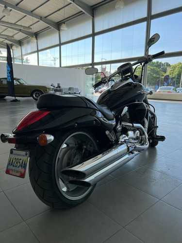 Imagen 5 de 9 de Suzuki Boulevard