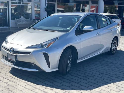 Toyota Prius 1.8 Premium Cvt