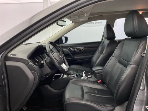 Nissan X-Trail 2.5 Exclusive 4x4