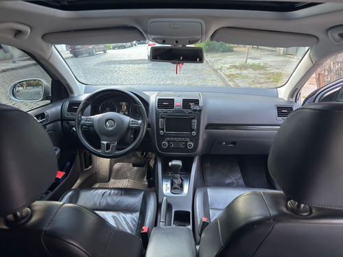 Volkswagen Vento 2.5 Luxury Tiptronic 170cv