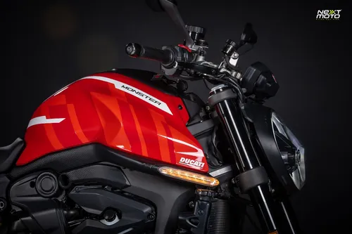 Ducati Monster 937