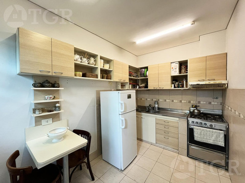 Ph En Venta 2 Ambientes Planta Baja Con Patio, Sin Expensas Refaccionado A Nuevo