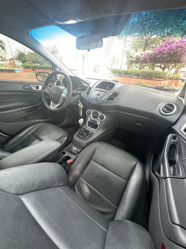 Ford Fiesta 1.6 SEL HATCH 16V FLEX 4P MANUAL