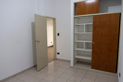 Imagen 6 de 12 de Venta Lote Con Dos Departamentos En Ombu 3456, S. Justo