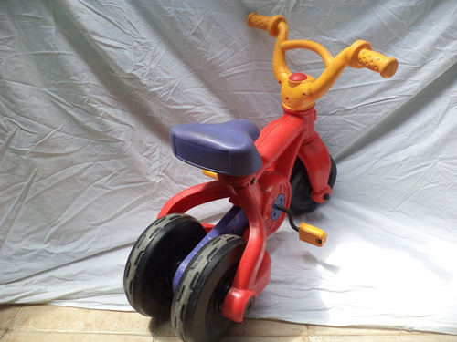 Imagen 3 de 4 de Triciclo- Fisher Price