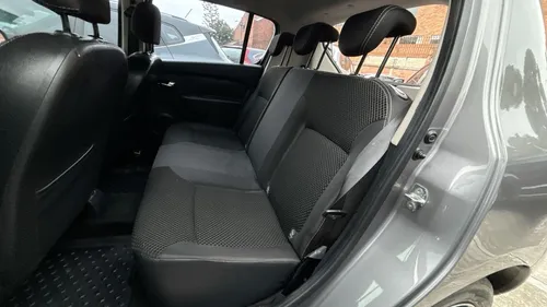 Renault Sandero New Intens Sec 1,6