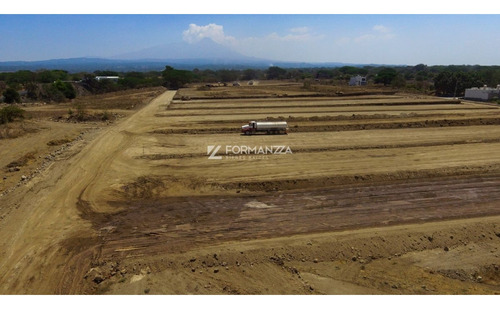 Lotes En Venta En Fraccionamiento Laguna Esmeralda En Villa De Álvarez