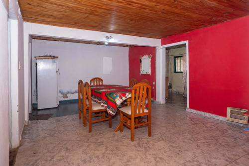 Imagen 9 de 21 de Casa En Venta En B° Castañares Zona Norte 4 Dorm