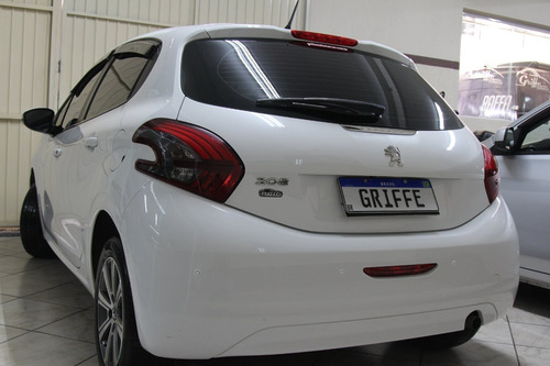 Imagem 4 de 15 de Peugeot 208
