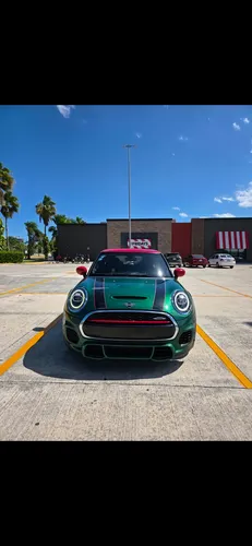 Mini John Cooper Works 2.0 Hot Chilli At