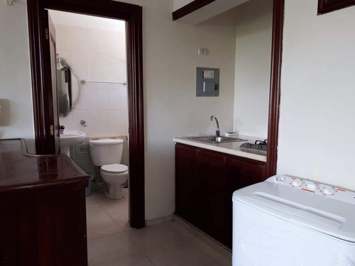 Imagen 2 de 22 de Apartamento Semi Amueblado En Gazcue