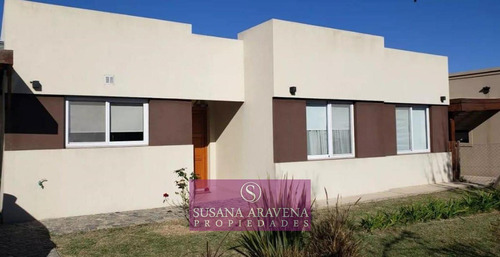 Casa En  Venta En San Eduardo Pilar Del Este