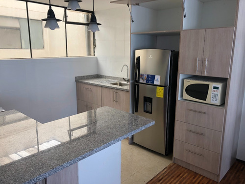 Imagen 7 de 9 de Arriendo Departamento Amoblado, Centro-norte De Quito, 3 Dormitorios, 2 Baños